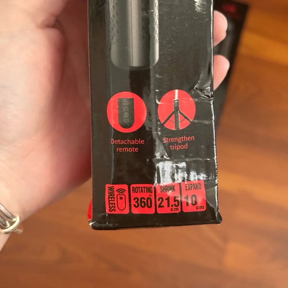 Selfie Stick Tripod Bundle - Picture 3 of 4